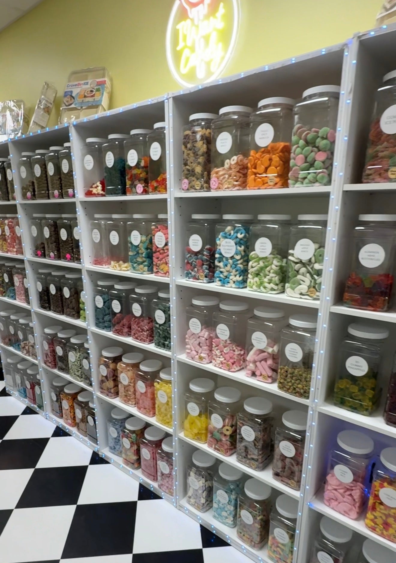 Sprinkles Gummy Wall